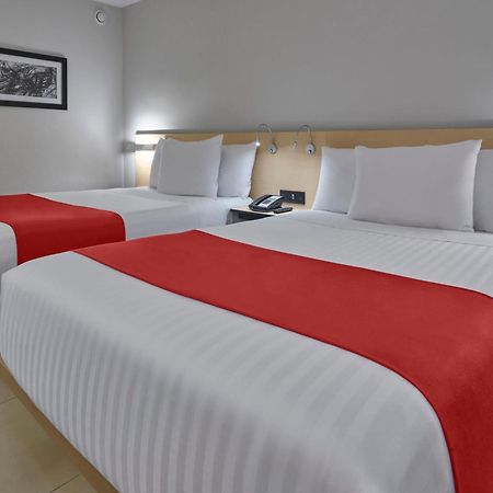 City Express By Marriott Cancun Exterior photo