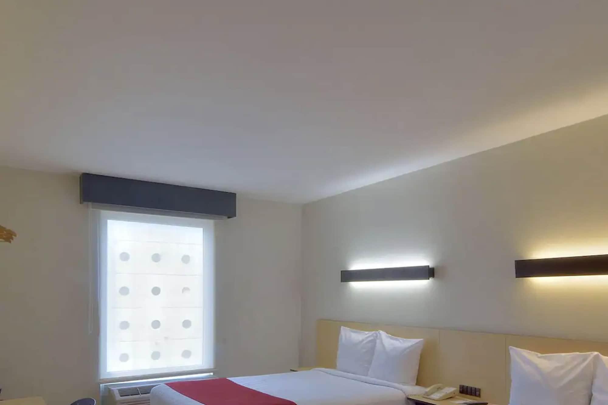City Express By Marriott Cancun Exterior photo