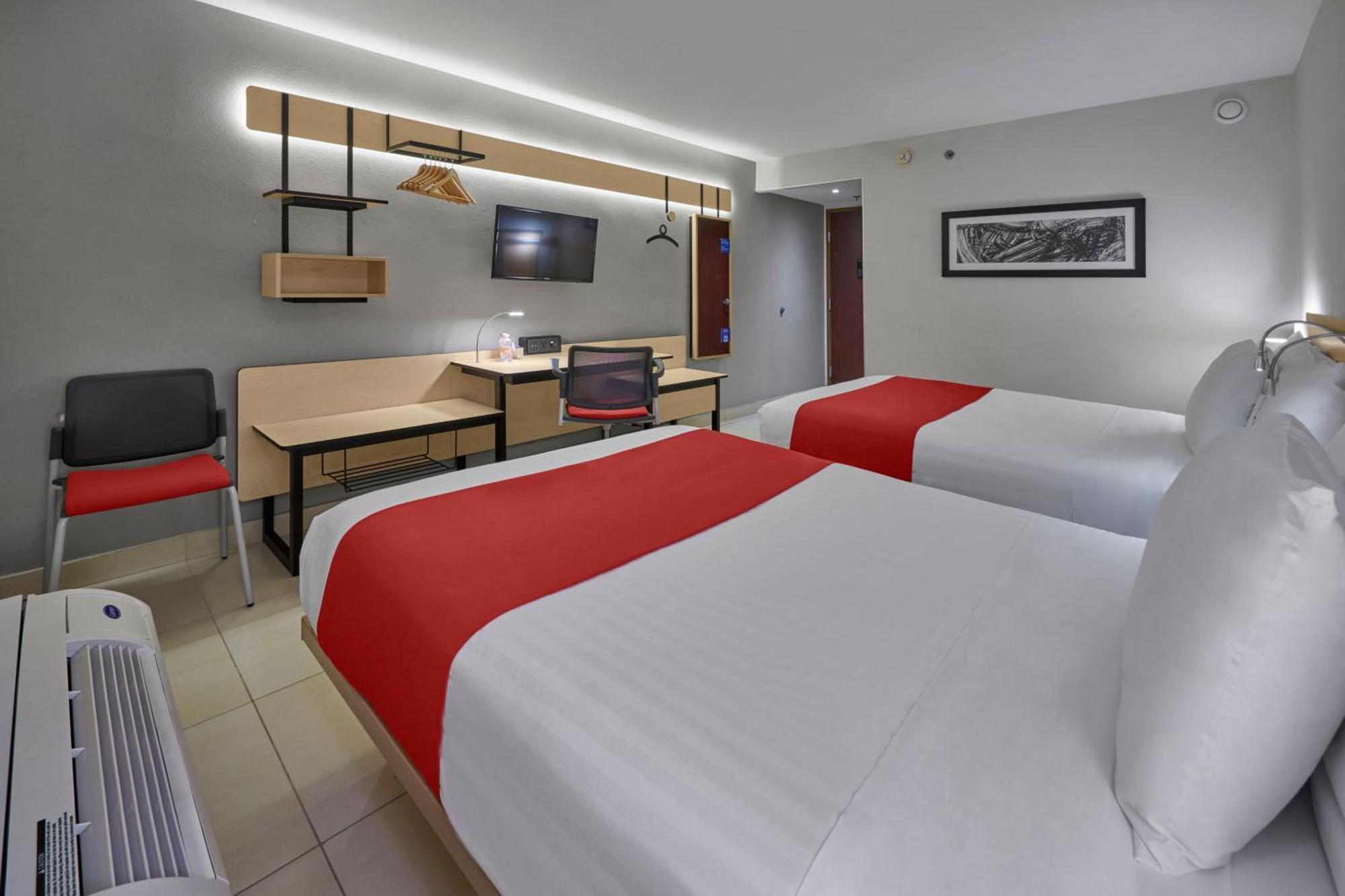 City Express By Marriott Cancun Exterior photo