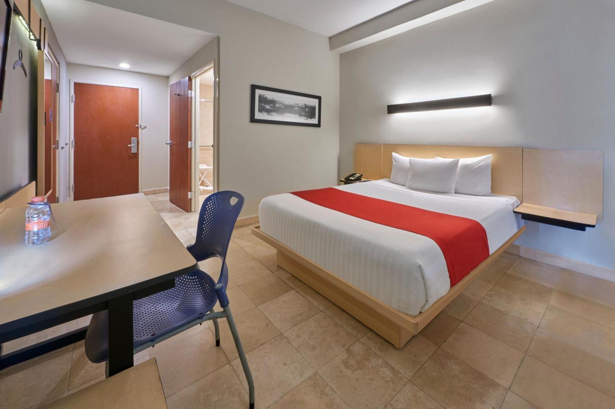 City Express By Marriott Cancun Exterior photo