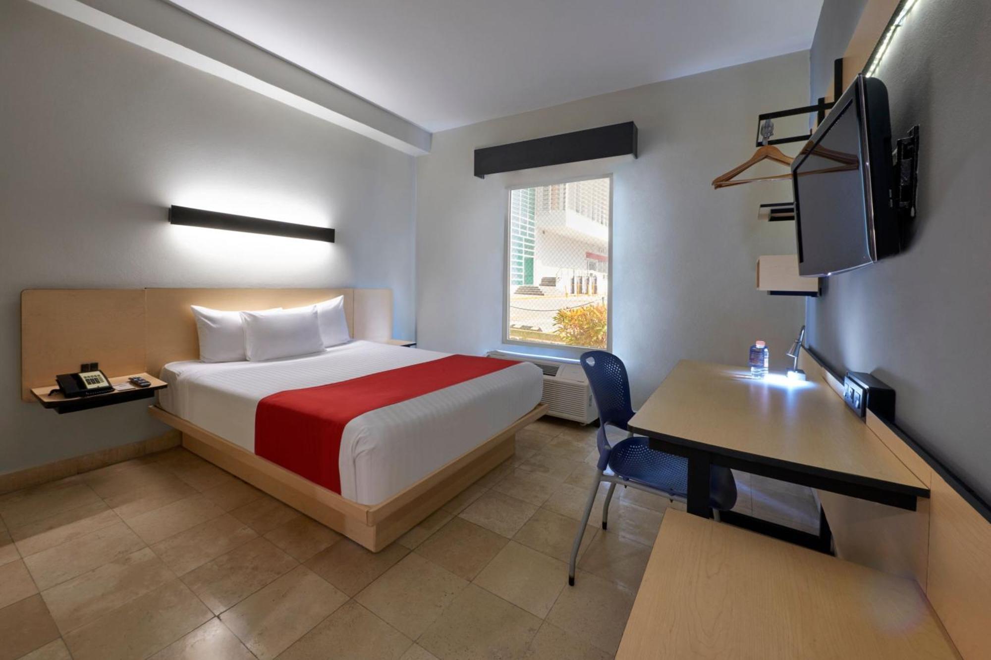 City Express By Marriott Cancun Exterior photo